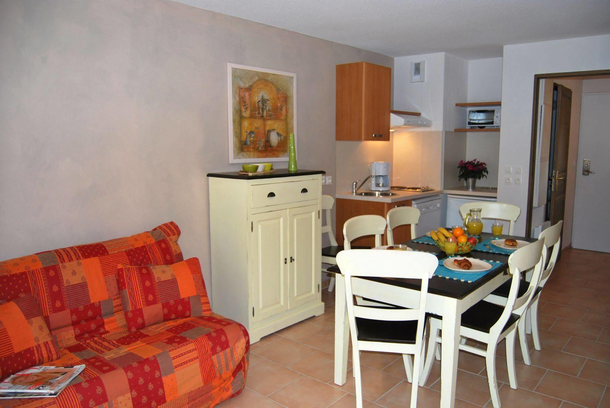 Lagrange Grand Bleu Vacances - Residence La Closerie Баржак Экстерьер фото